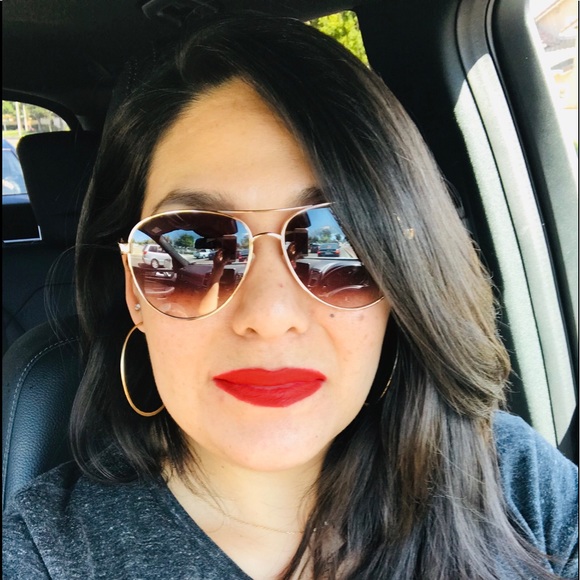 Meet your Posher, Chelsea - Picture 1 of 1